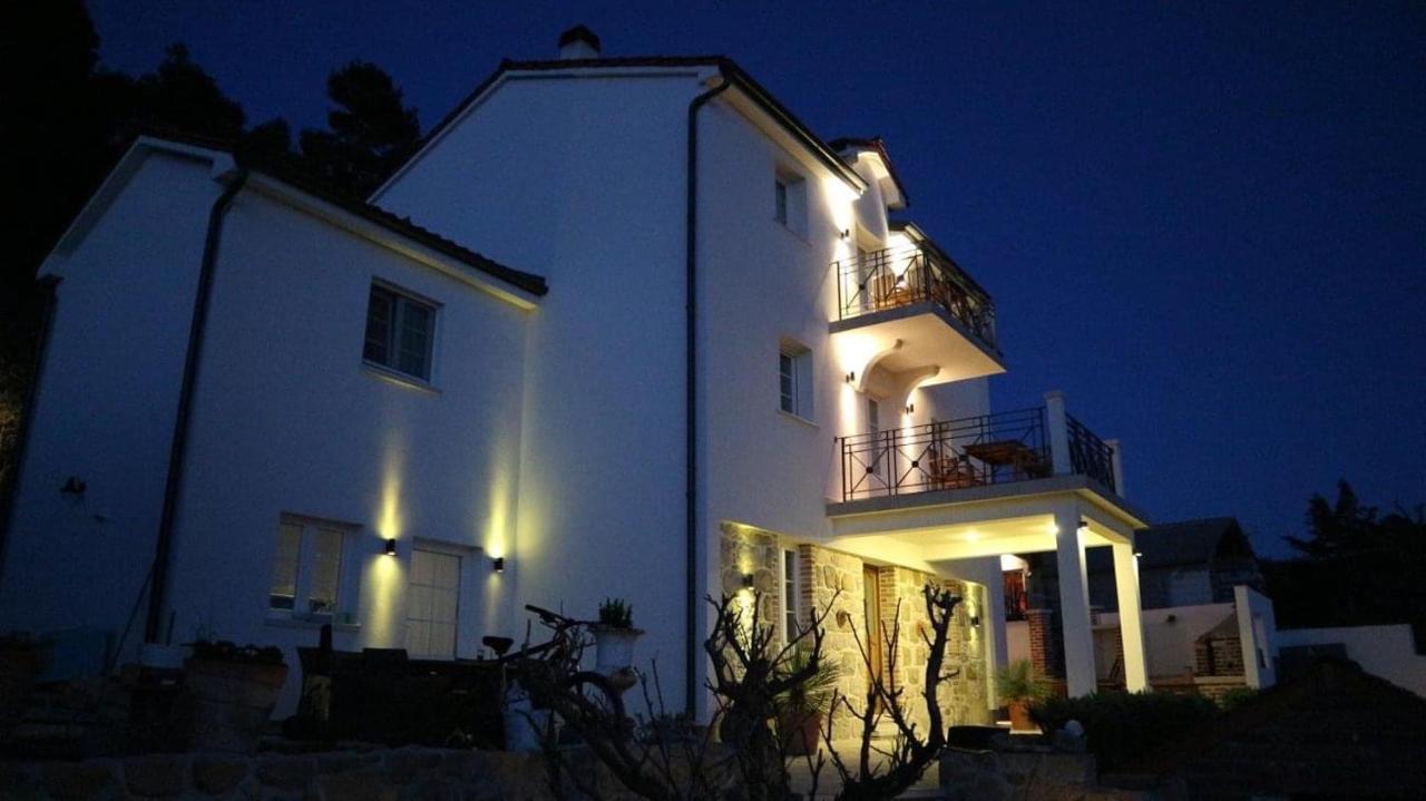 Villa Joy 4Ever Banjol 외부 사진